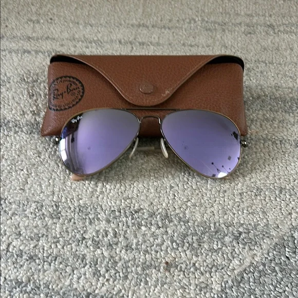 Ray-Ban Aviator Sunglasses with pink Lenses - Picture 1 of 3